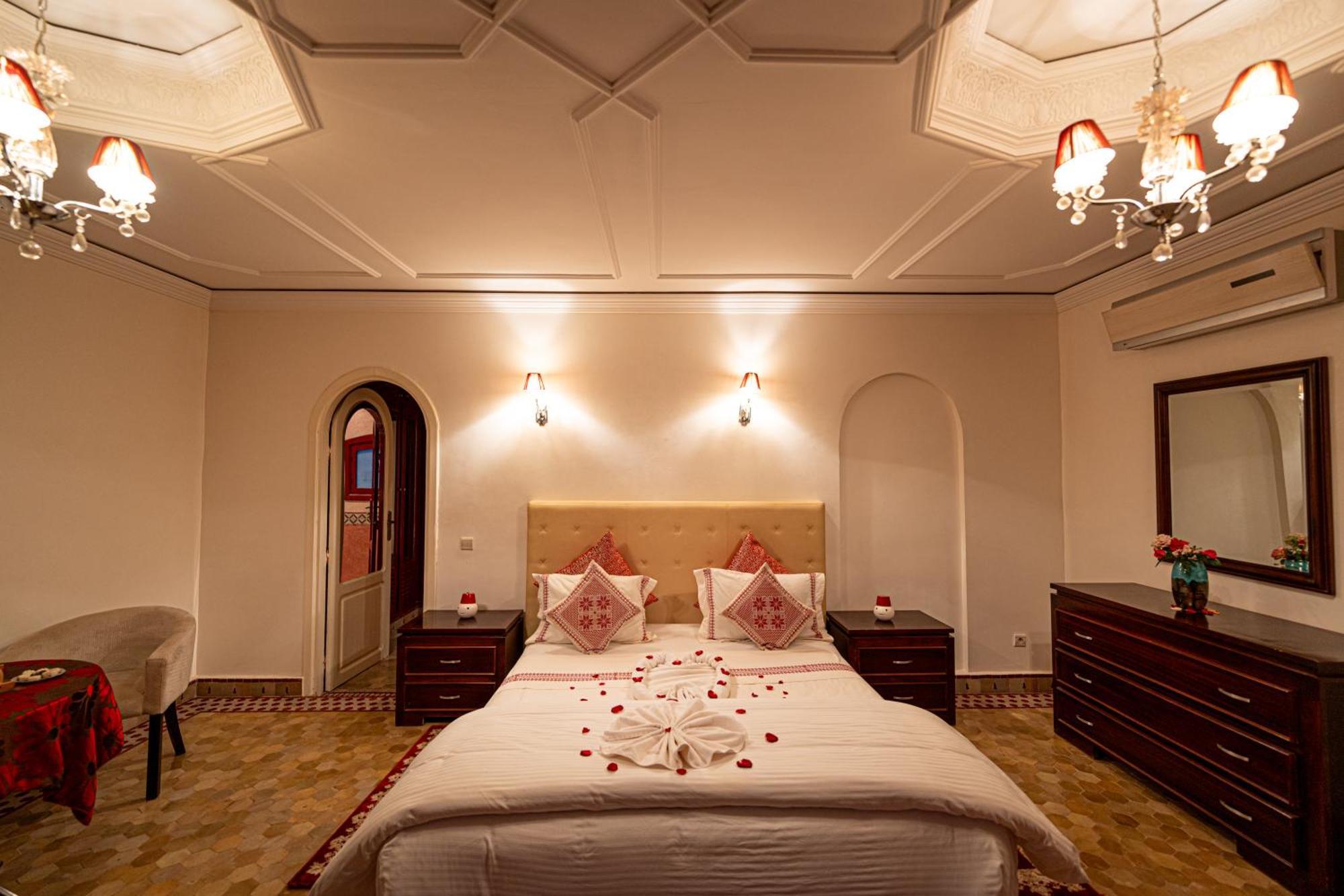 Palais Les Sources De L'Atlas & Spa El Harkat Екстериор снимка