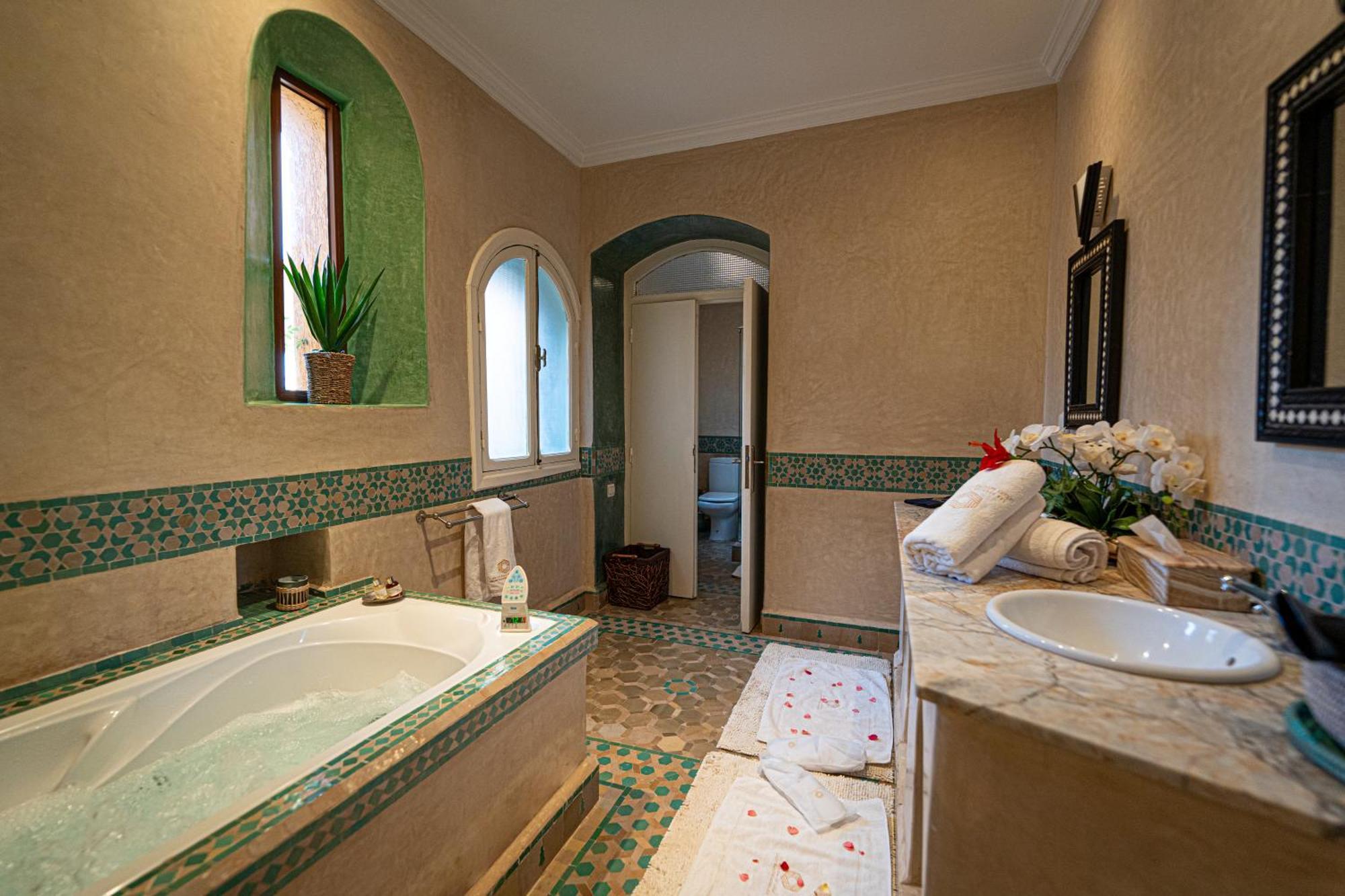 Palais Les Sources De L'Atlas & Spa El Harkat Екстериор снимка